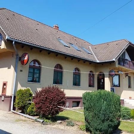 Teke Panzio Nocleg ze śniadaniem Körmend